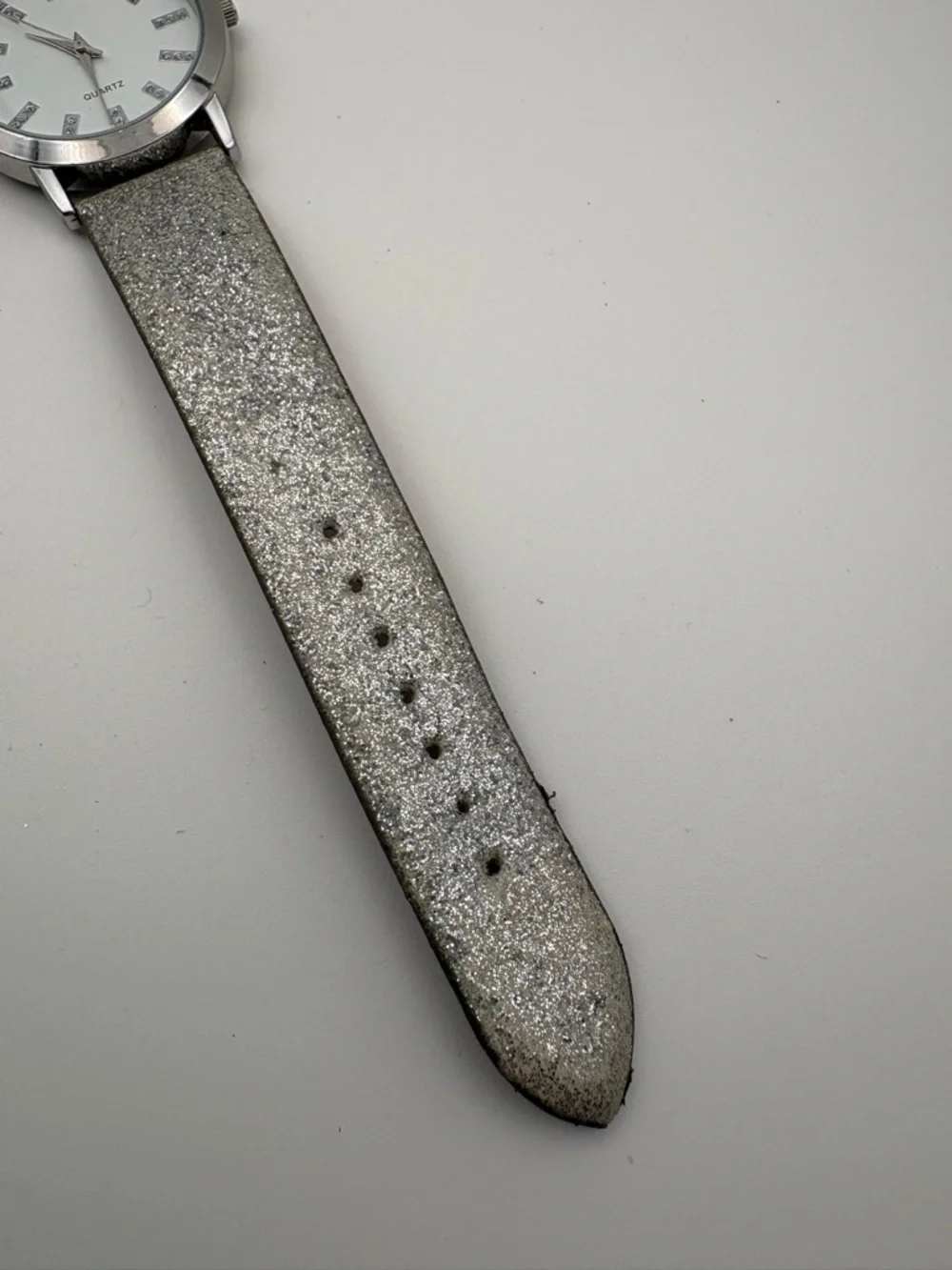 Silver‎ Sparkly Glitter Strap Crystal Dial Watch